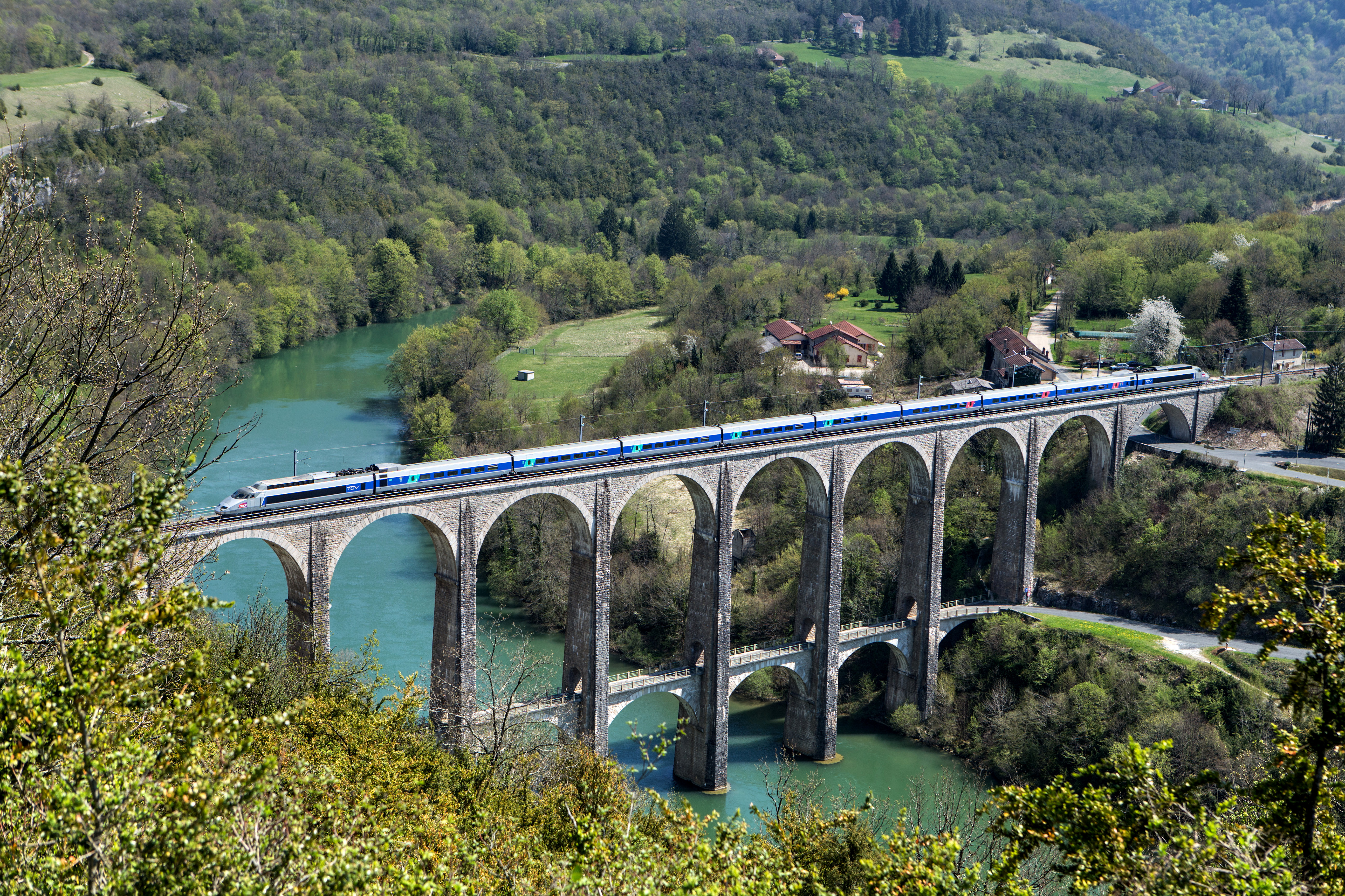 viaduc-TGV.jpg