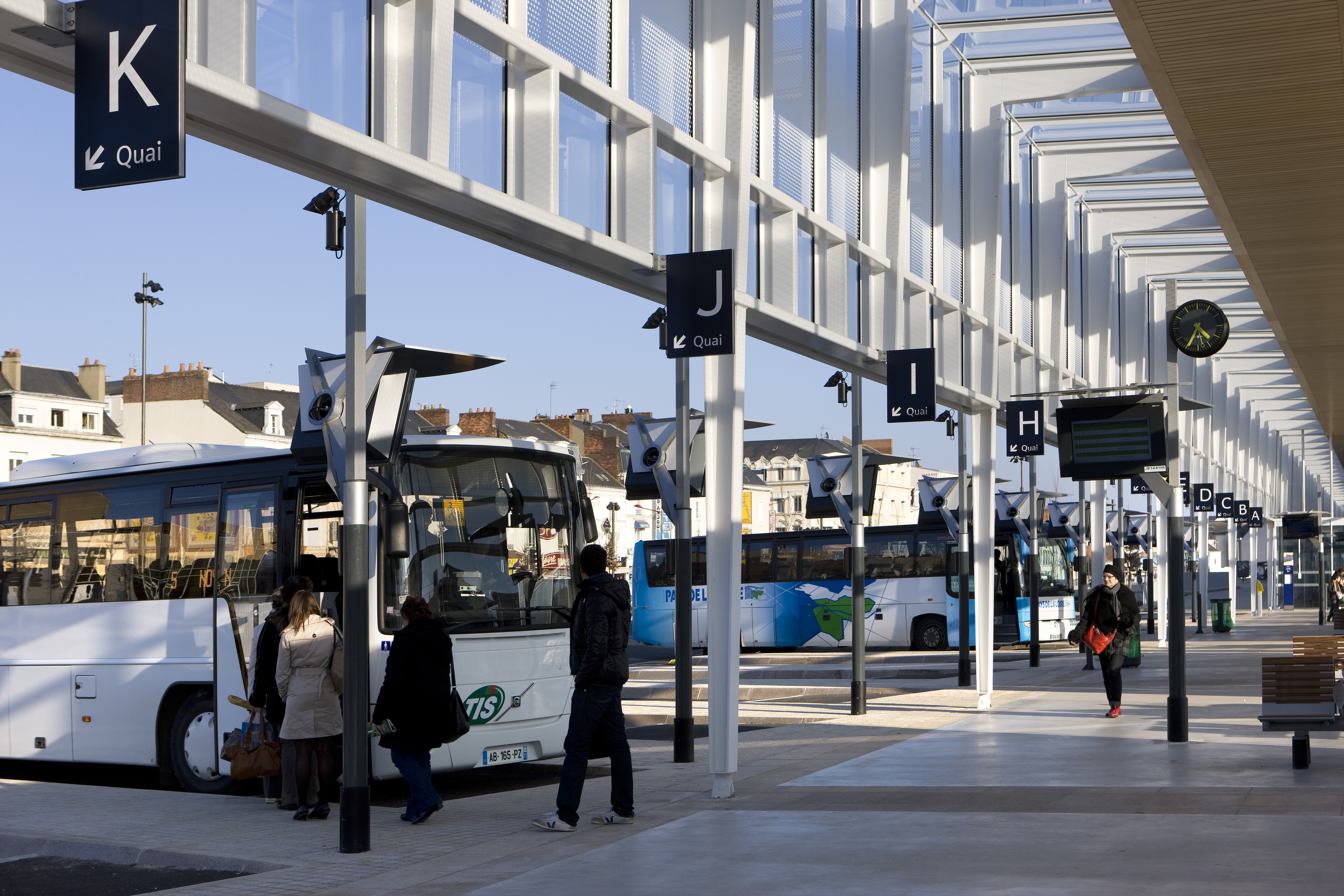 Gare-routiere-Le-Mans-303_66