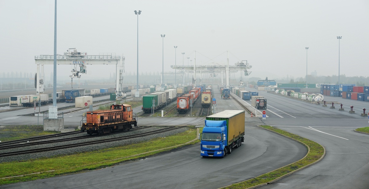 chantier de transport combinede  Dourges