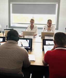 Sophie Auconie, vice-présidente de l’Autorité de régulation des transports (ART) a animé un webinaire dans le cadre de la troisième consultation publique des usagers ferroviaires